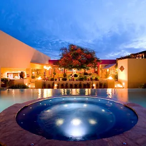 los-patios.cabosanlucashotelsmexico.com/